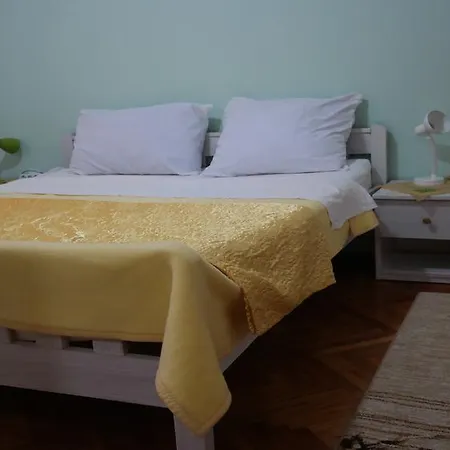Πανσιόν Nada 3*